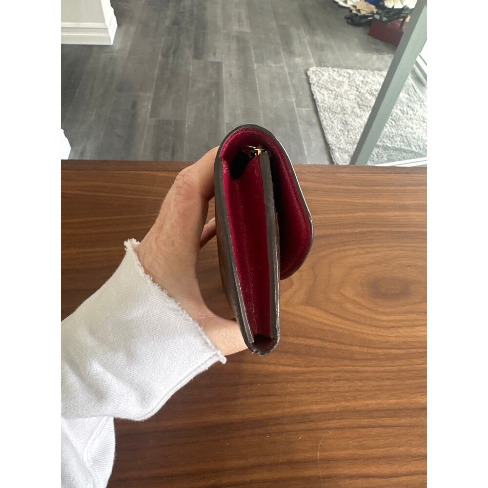 Louis Vuitton Monogram Emilie Wallet - Picture 3 of 15